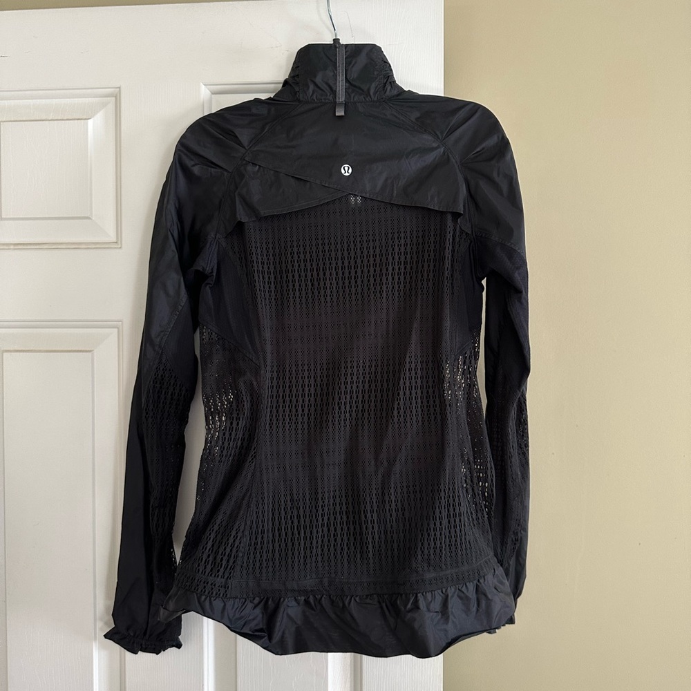 Lululemon Jacket - Picture 2 of 5